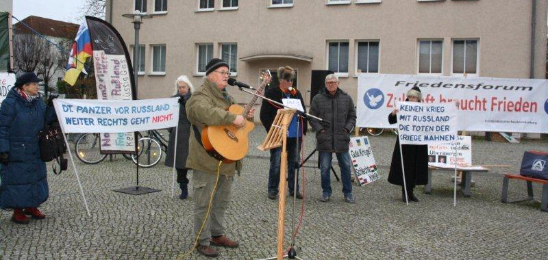 FriedensaktionNeubrandenburg7.12.2024 014